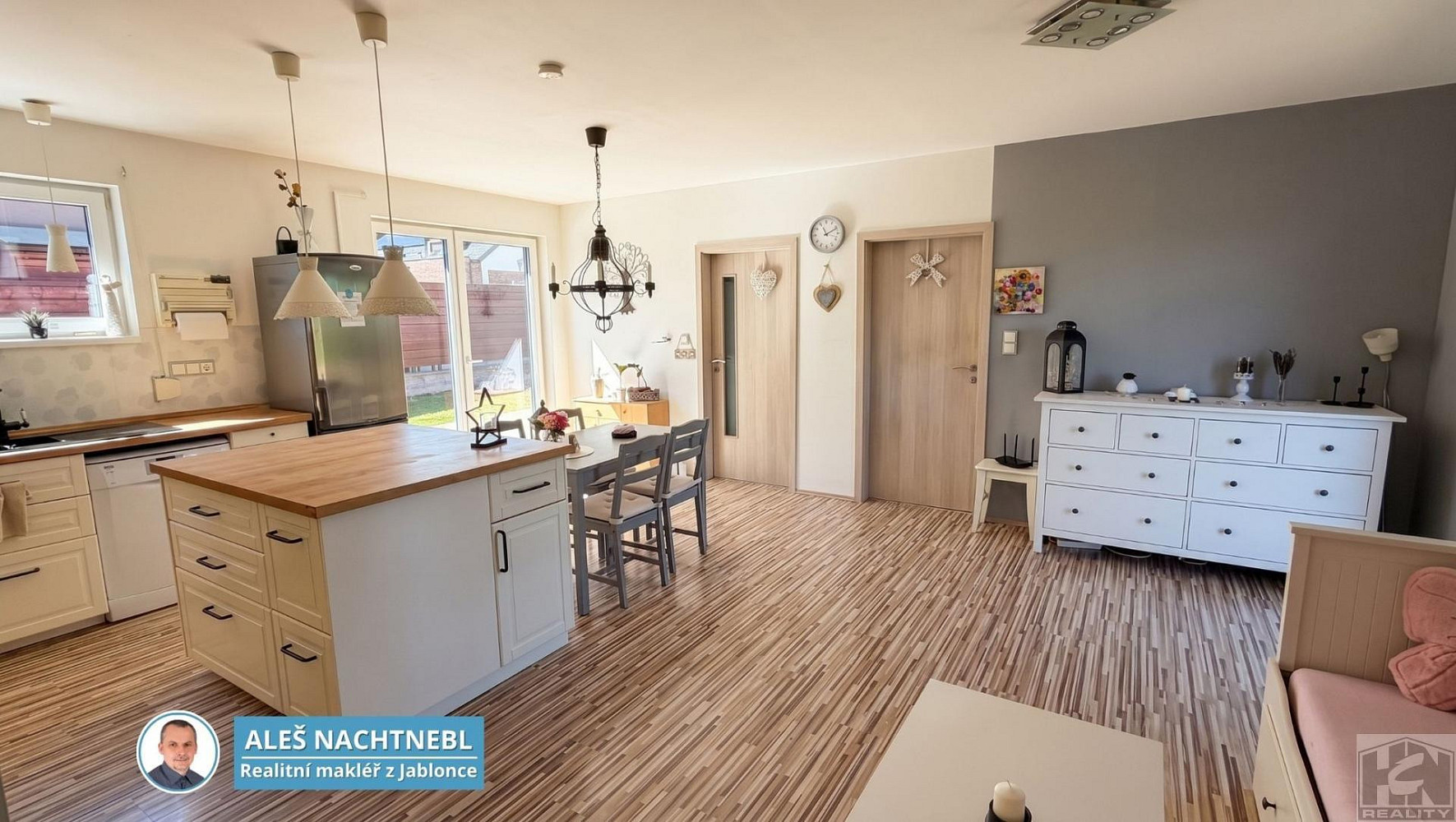 Prodej domu 88 m² s pozemkem 616 m² – fotografie 2