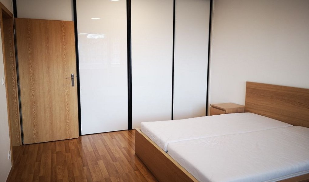 Pronájem bytu 2+kk 72 m², Zlín – náhled fotky 8