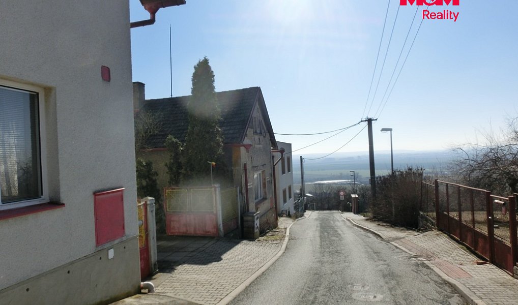 Prodej domu 25 m² s pozemkem 707 m², Dobrovice – náhled fotky 3