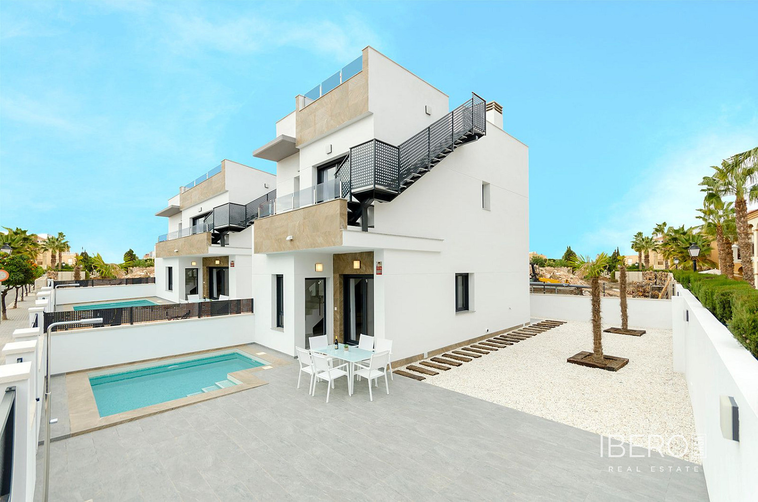 Prodej domu 105 m² s pozemkem 115 m²