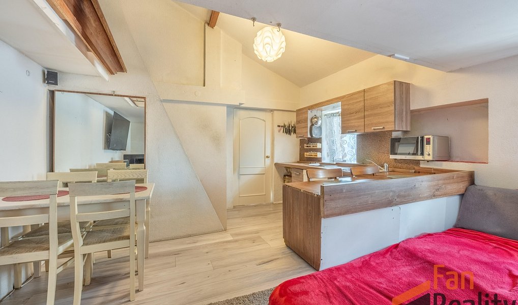 Prodej domu 218 m² s pozemkem 445 m², Hostouň – náhled fotky 20
