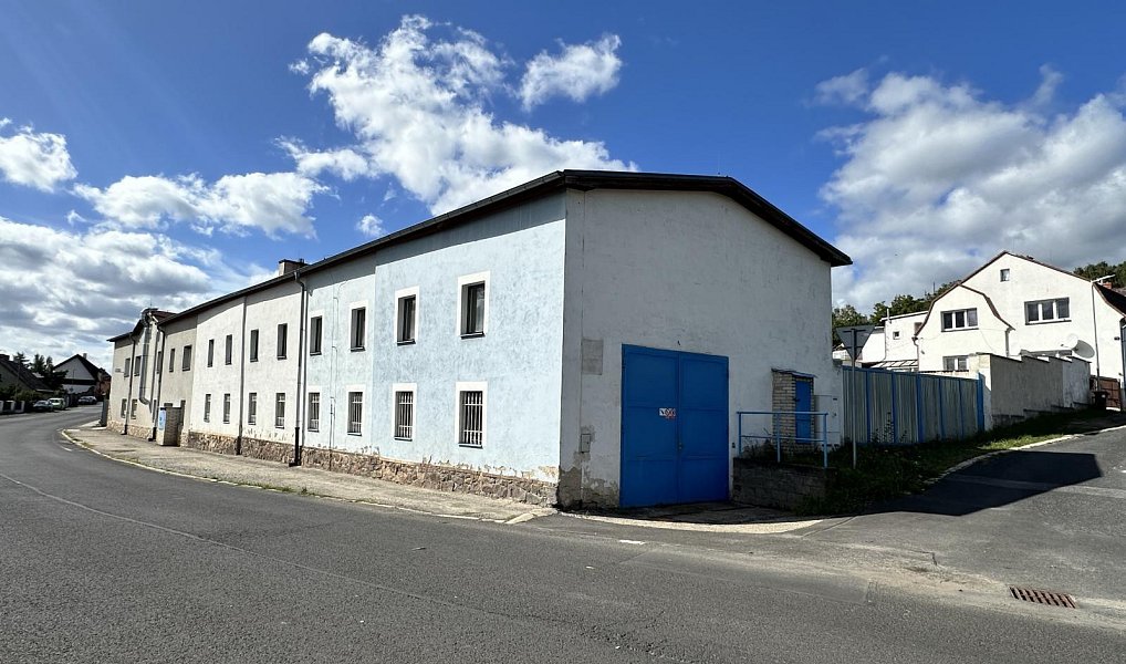 Prodej výrobních prostor 365 m², Hrob – náhled fotky 2