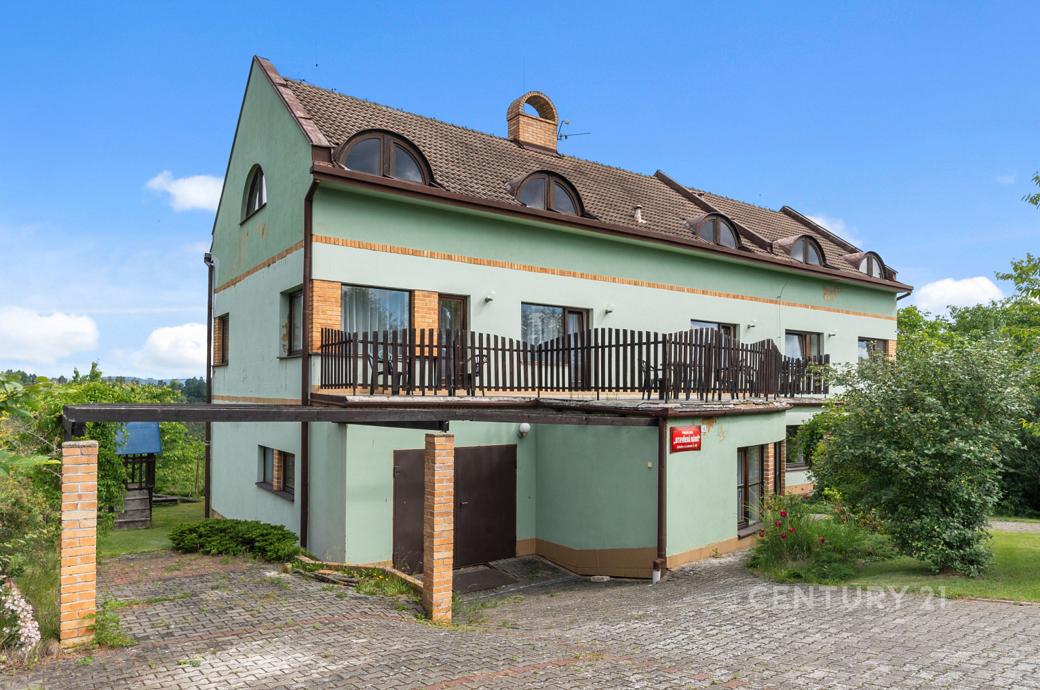 Prodej ubytovacího objektu 457 m²