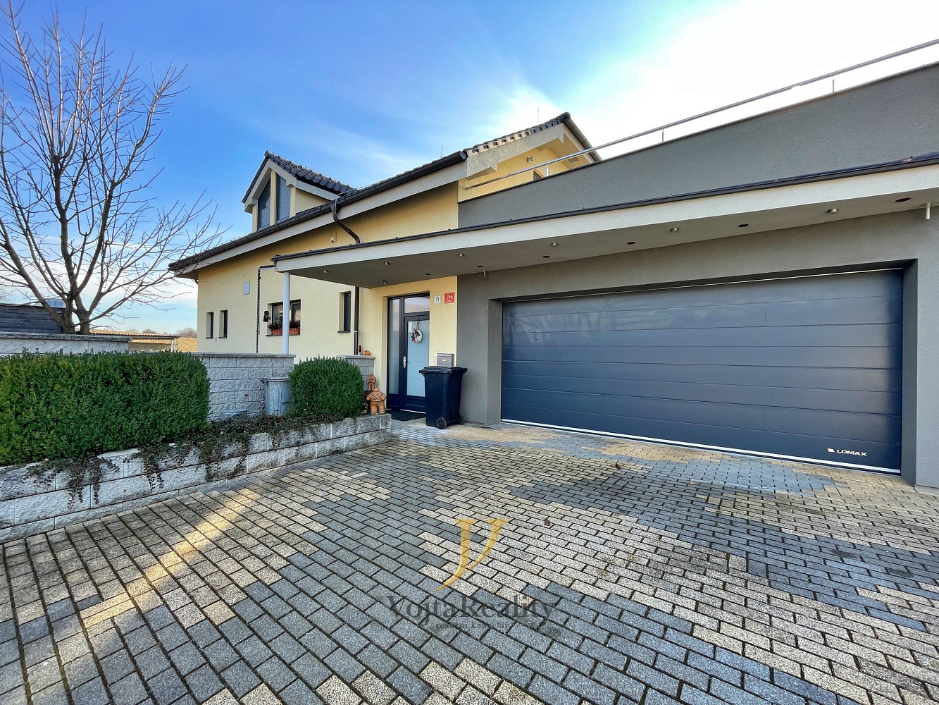 Pronájem bytu 4+kk 105 m²