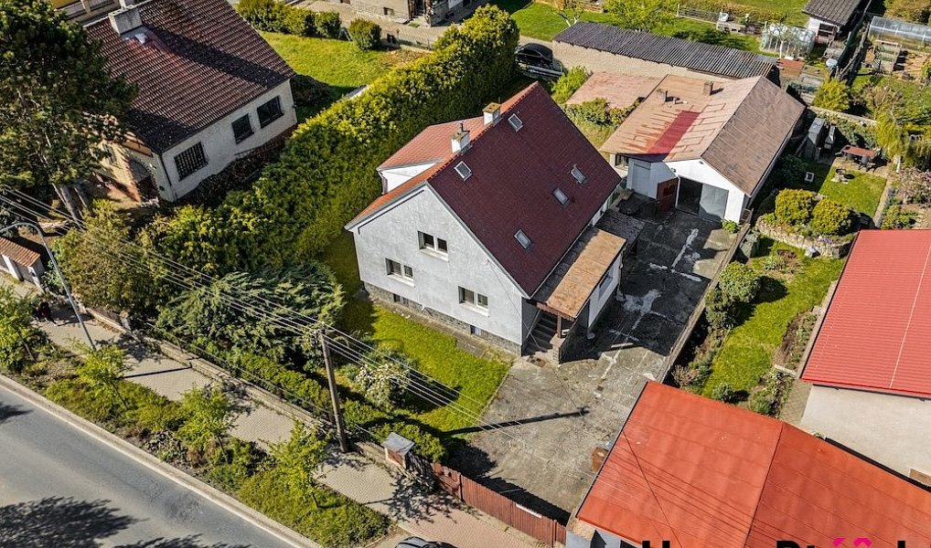 Prodej domu 327 m² s pozemkem 808 m², Úvaly – náhled fotky 4