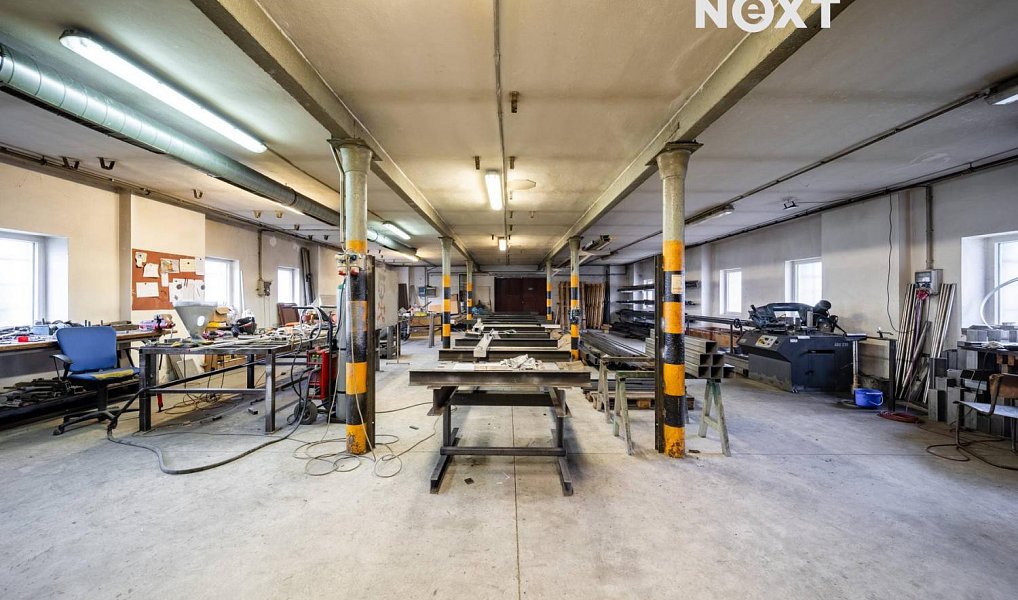 Pronájem výrobních prostor 400 m², Boršov nad Vltavou – náhled fotky 10