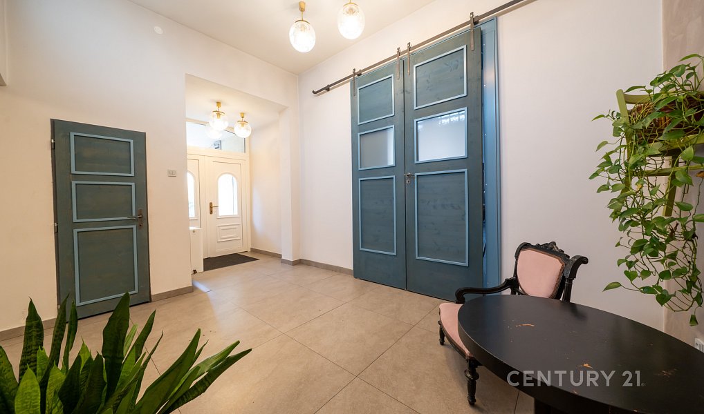 Prodej ubytovacího objektu 1 130 m², Mimoň – náhled fotky 6