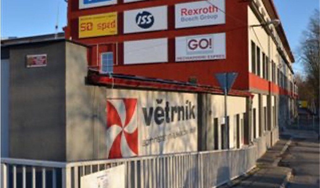 Pronájem skladovacích prostor 985 m², Plzeň – náhled fotky 2