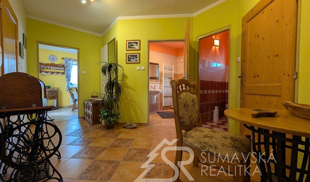 Prodej domu 121 m² s pozemkem 1 098 m², Vacov – náhled fotky 14