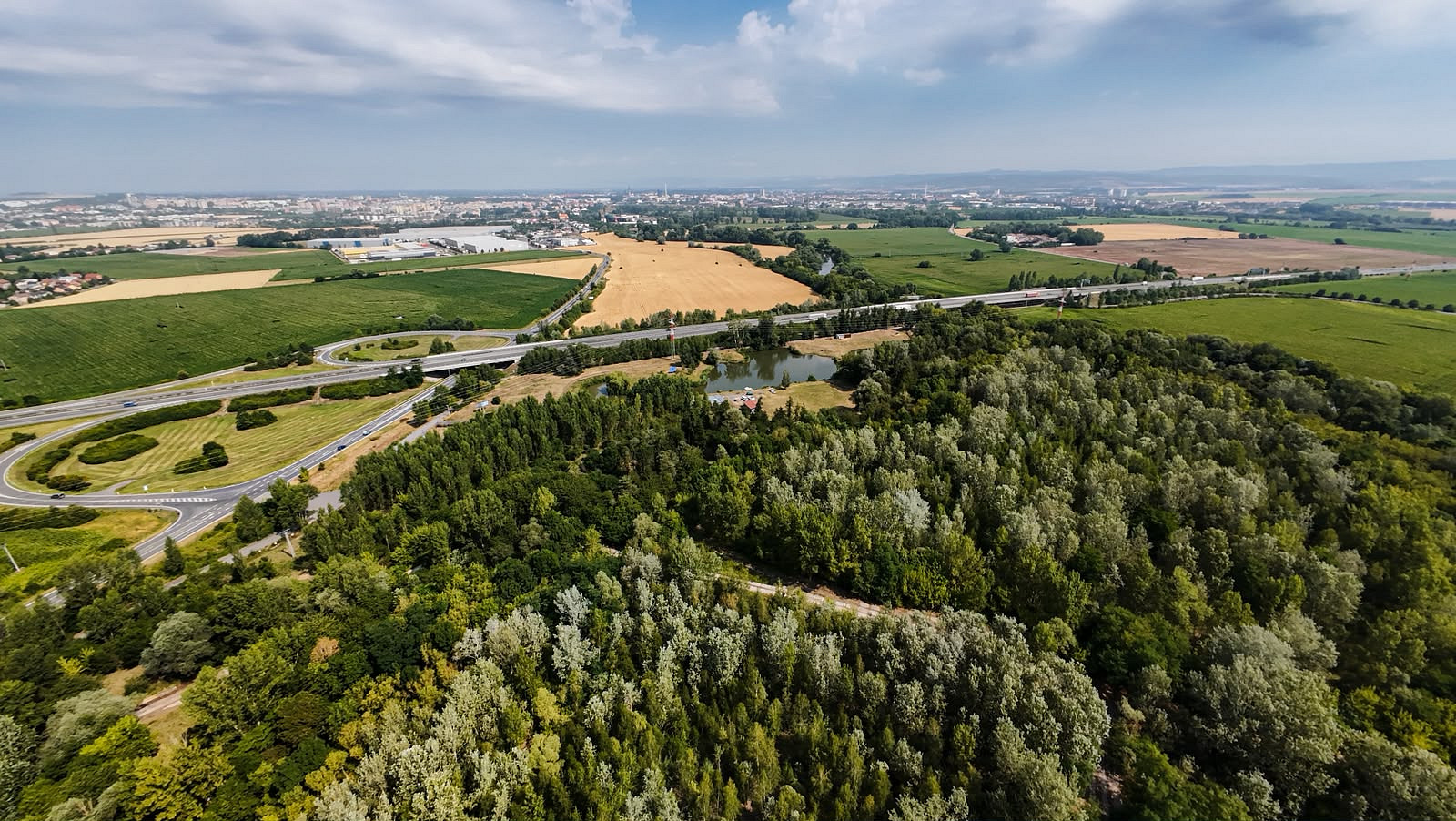 Prodej komerčního pozemku 46 123 m² – fotografie 3
