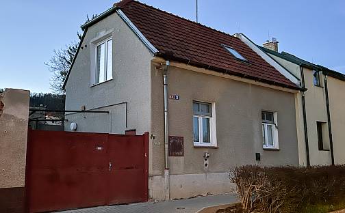 Prodej domu 88 m² s pozemkem 438 m², Chmelenského, Beroun - Beroun-Město