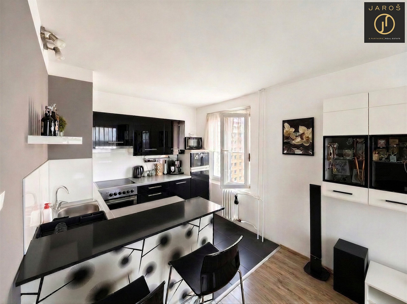 Prodej bytu 2+kk 42 m² – fotografie 2