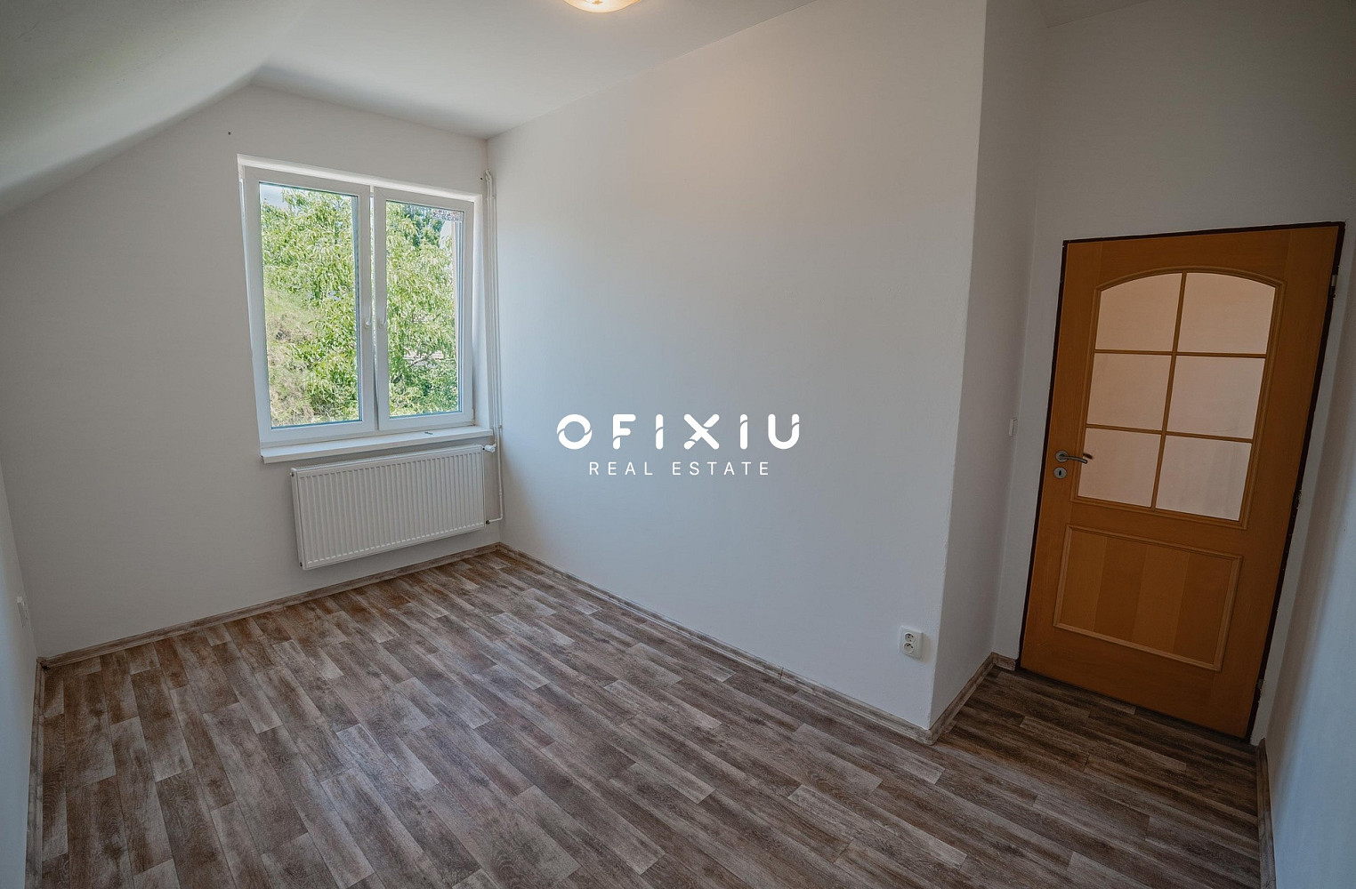 Pronájem bytu 2+kk 64 m² – fotografie 3