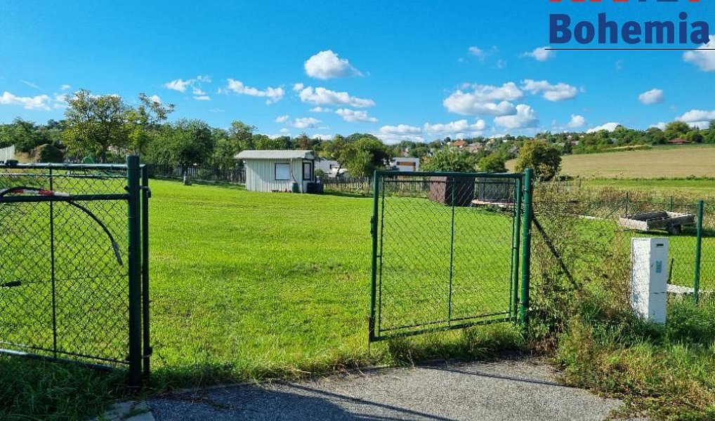 Prodej stavebního pozemku 1 369 m², Dobrovice – náhled fotky 16