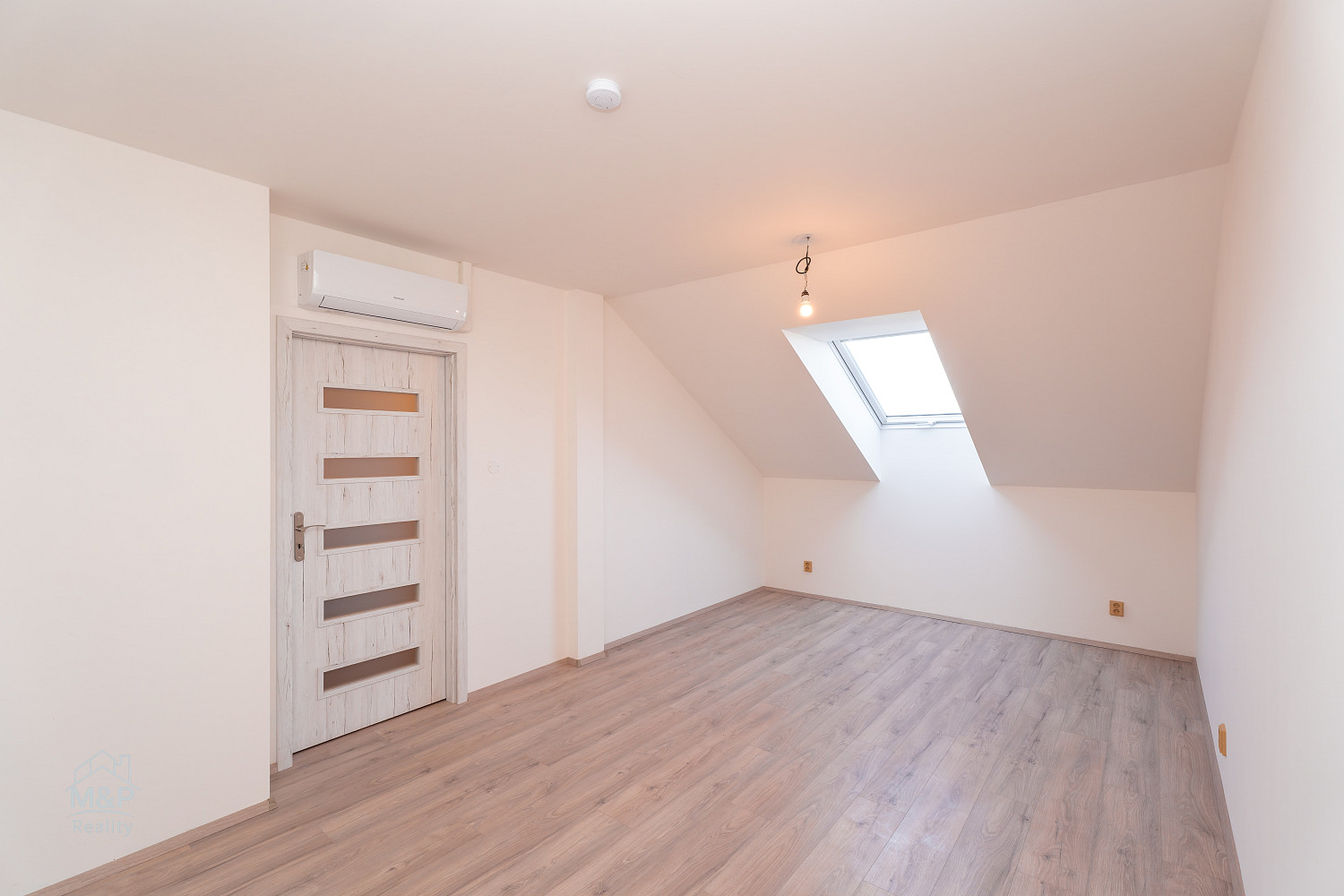 Pronájem bytu 2+kk 35 m²
