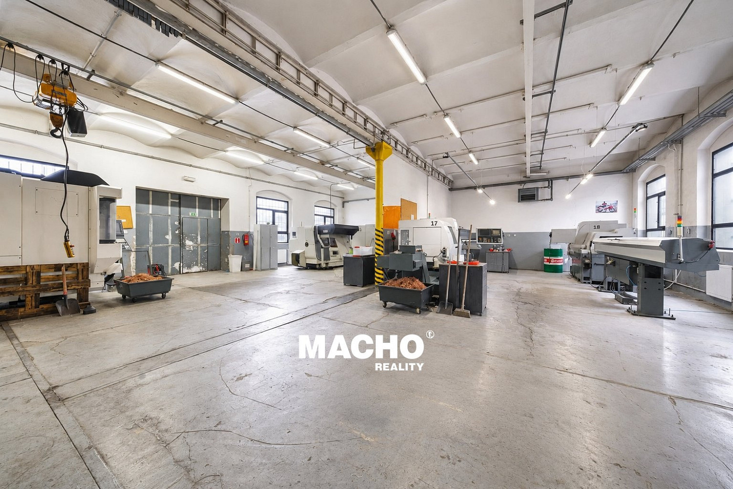 Pronájem výrobních prostor 400 m² – fotografie 2