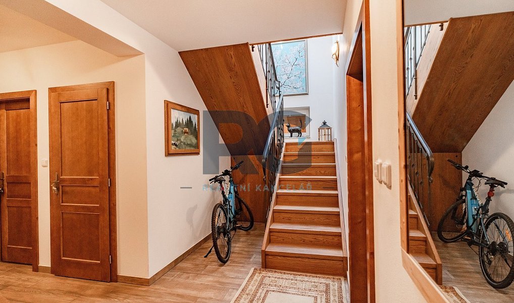 Prodej domu 491 m² s pozemkem 1 781 m², Písek – náhled fotky 24