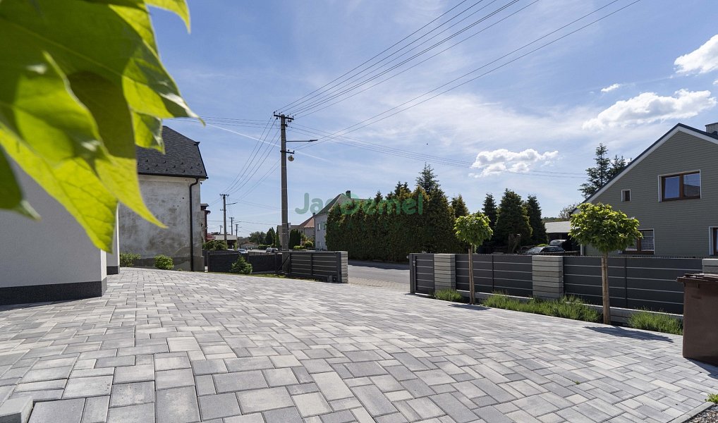 Prodej domu 199 m² s pozemkem 1 598 m², Píšť – náhled fotky 57
