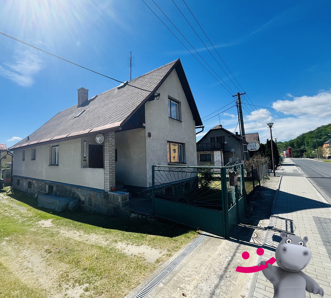 Prodej domu 181 m² s pozemkem 1 361 m²