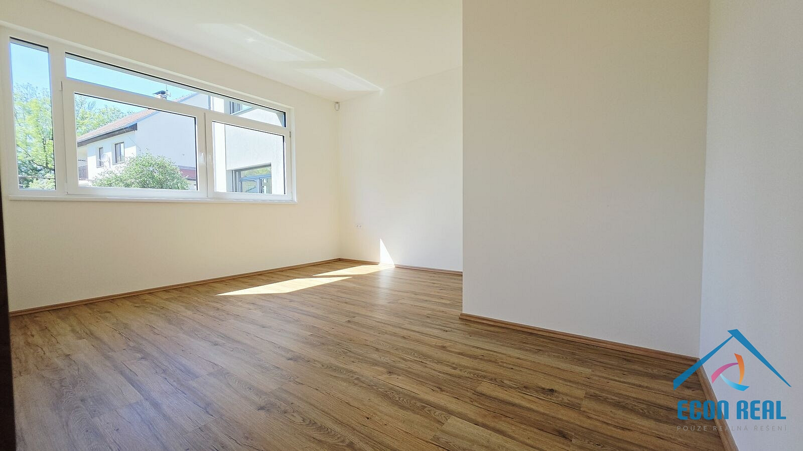 Pronájem bytu 2+kk 55 m² — photo 5