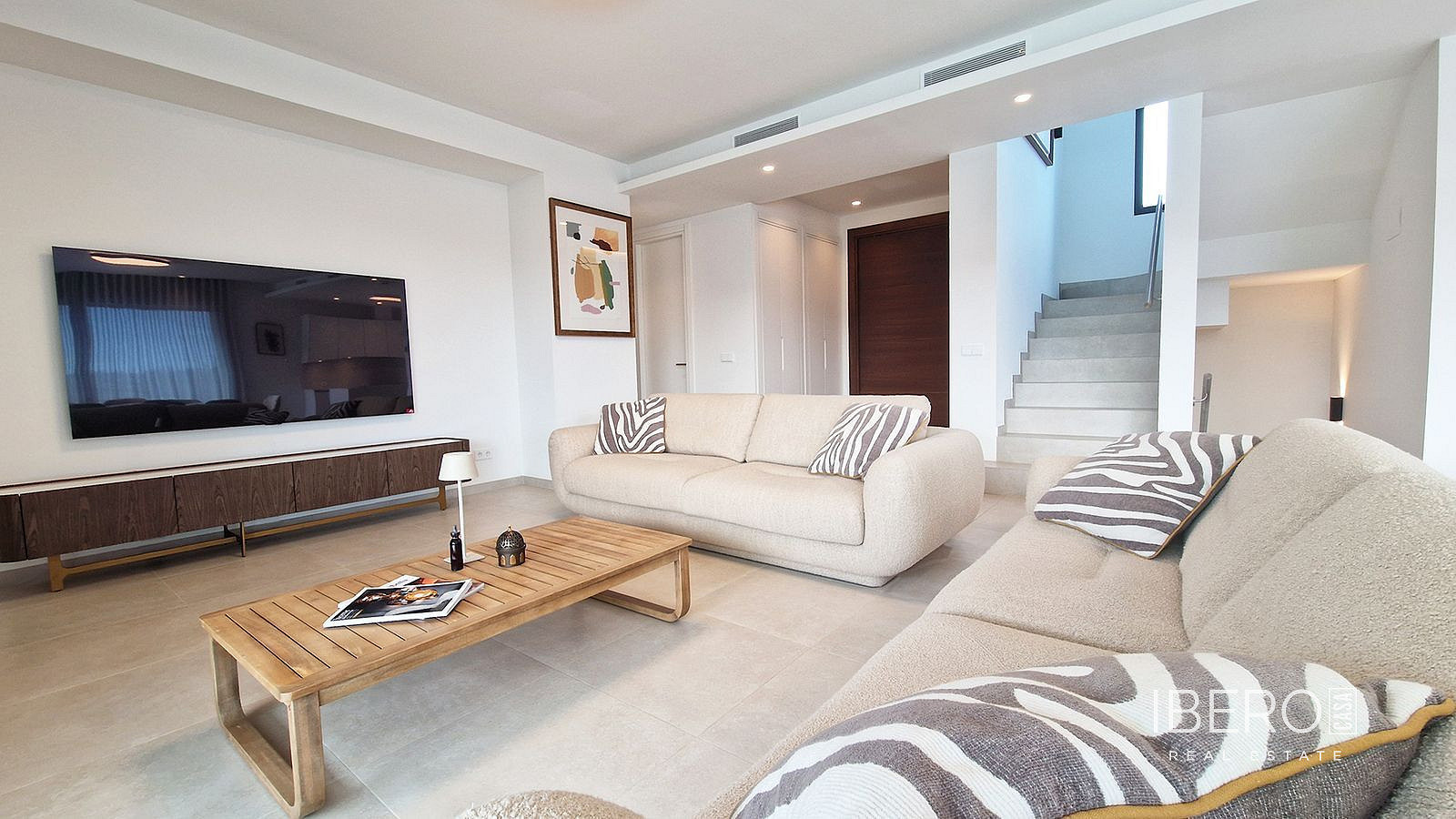Prodej domu 516 m² s pozemkem 1 363 m² - Vista 2