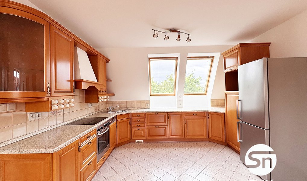 Pronájem bytu 3+kk 80 m², Praha – náhled fotky 2