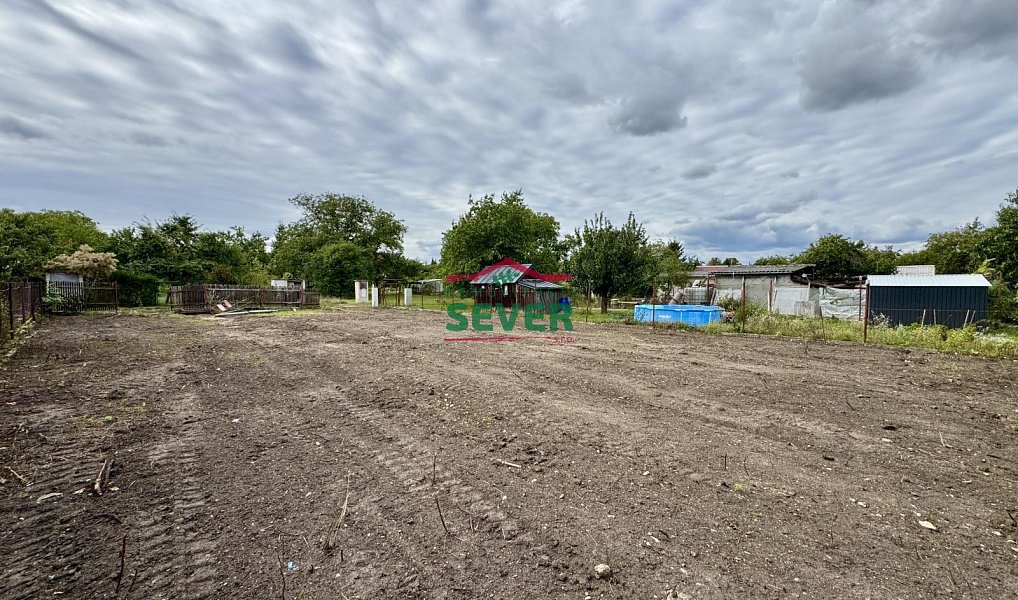 Prodej zahrady 475 m², Louny – náhled fotky 3