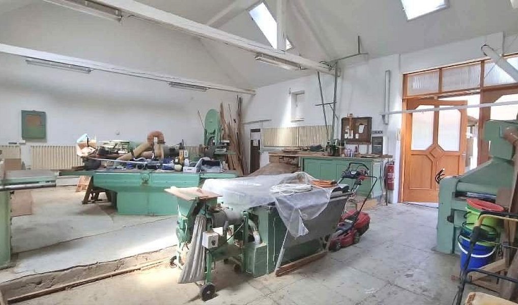 Prodej domu 350 m² s pozemkem 1 963 m², Ivaň – náhled fotky 25