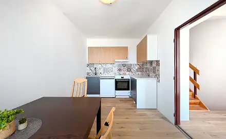 Pronájem bytu 2+1 68 m², Račetice, okres Chomutov