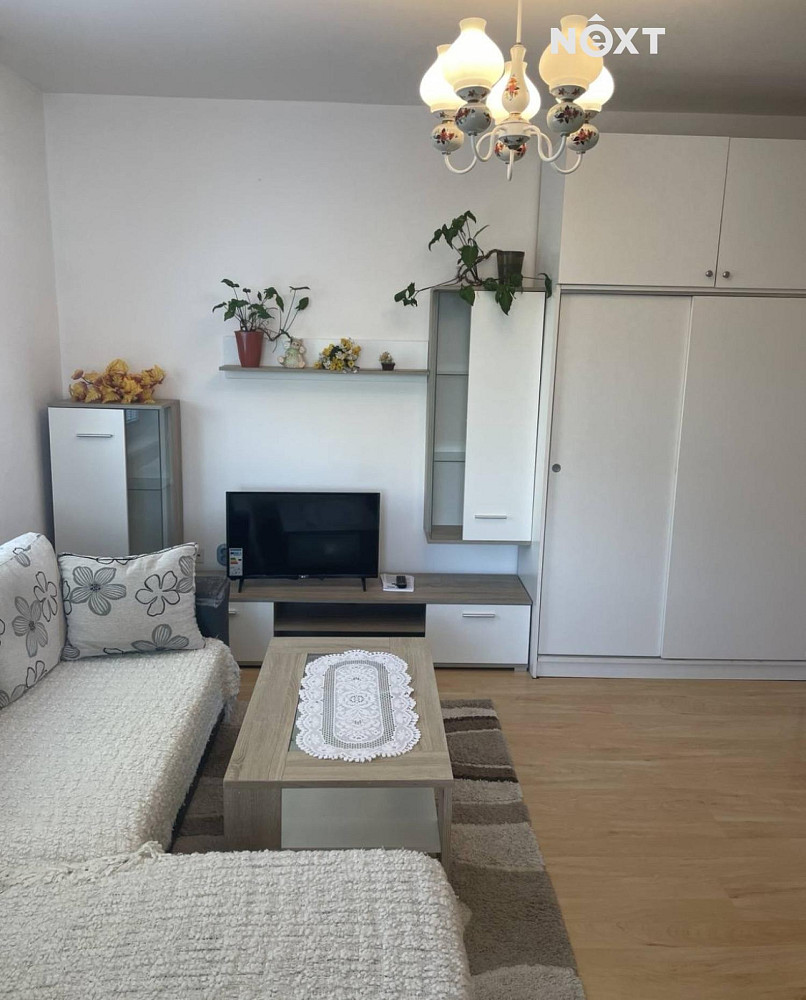 Pronájem bytu 1+kk 35 m²