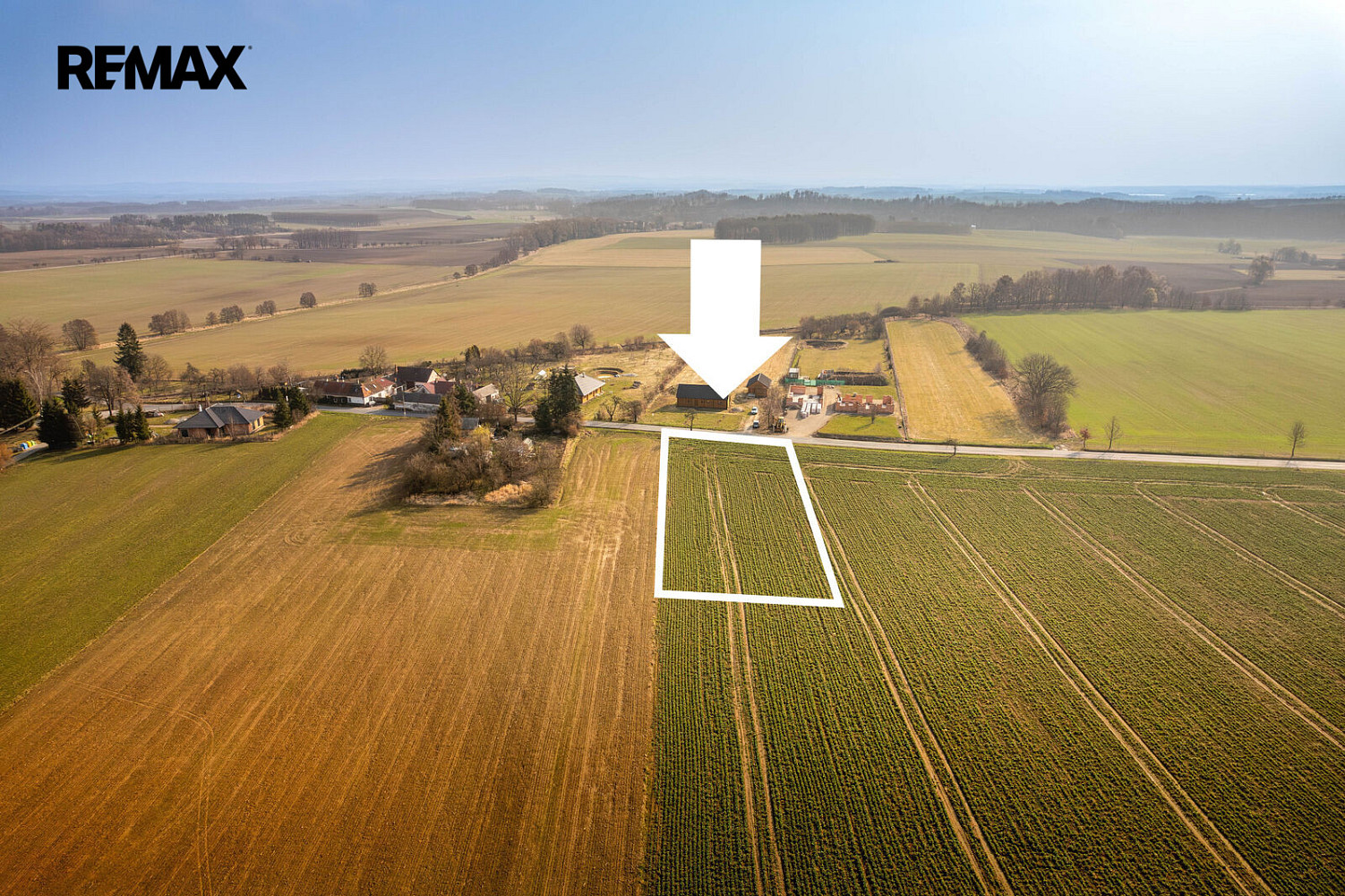 Prodej stavebního pozemku 1 495 m² – fotografie 2