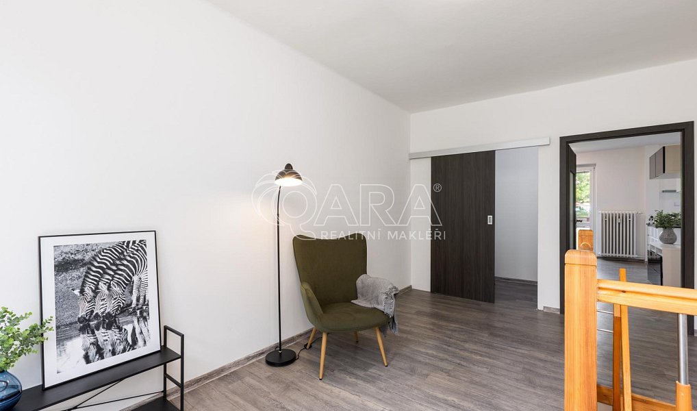 Prodej bytu 2+1 88 m², Praha – náhled fotky 12