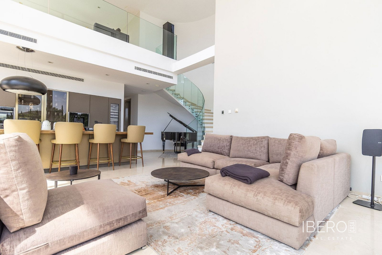 Prodej domu 1 183 m² s pozemkem 2 577 m² — photo 3