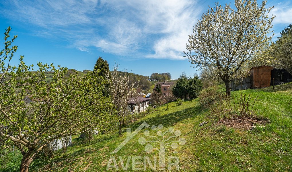 Prodej stavebního pozemku 1 674 m², Kašava – náhled fotky 4