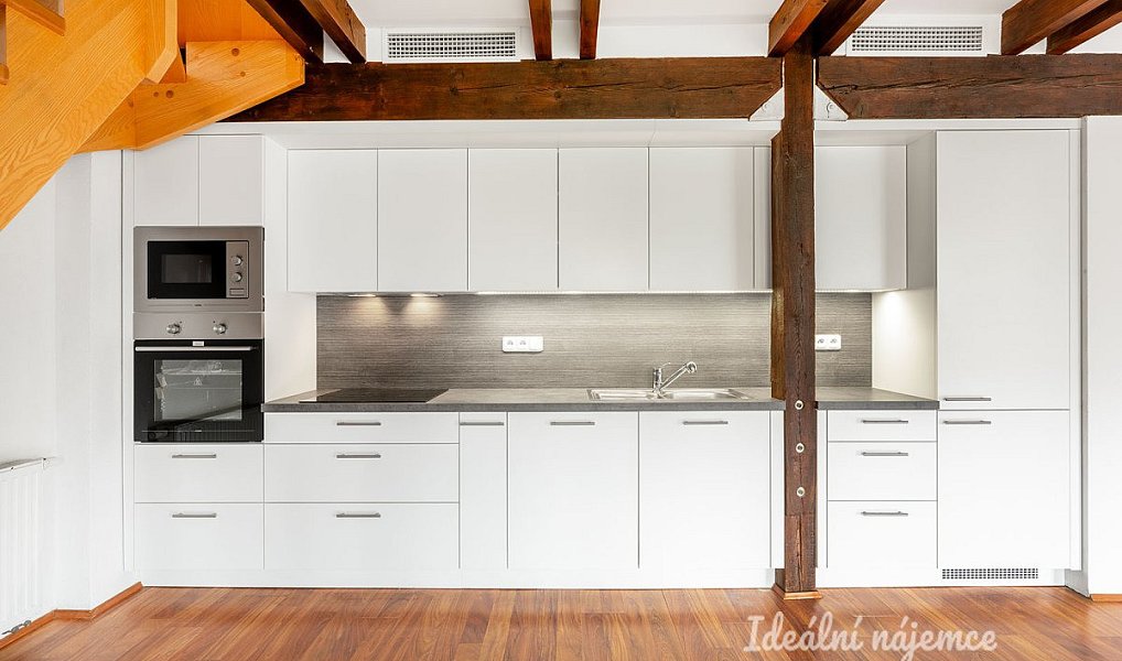 Pronájem bytu 4+kk 127 m², Praha – náhled fotky 4