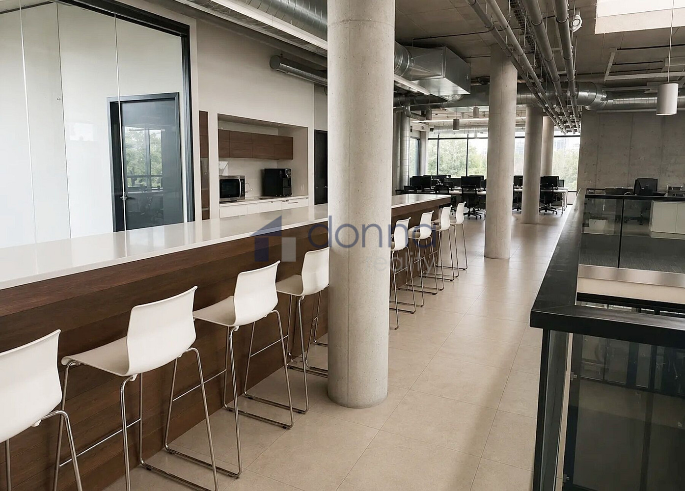 Pronájem kanceláře 400 m² – fotografie 4