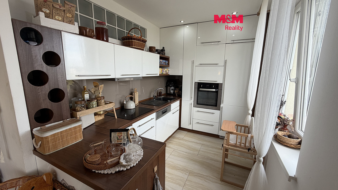 Pronájem bytu 4+1, 87 m², Třinec, ul. Slezská