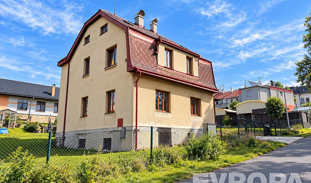 Prodej domu 138 m² s pozemkem 812 m², Stráž nad Nisou – náhled fotky 14