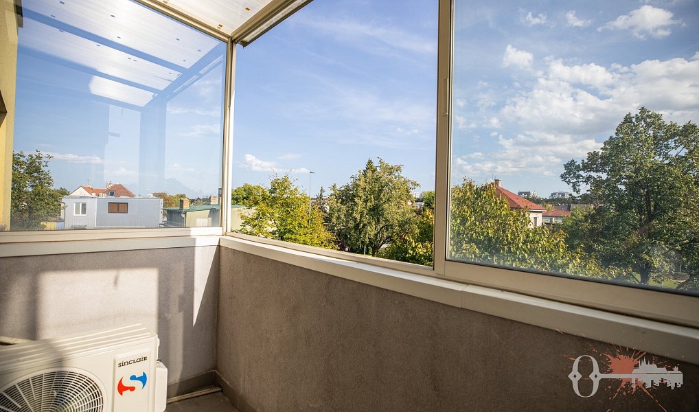 Prodej bytu 2+kk 65 m², Praha – náhled fotky 22