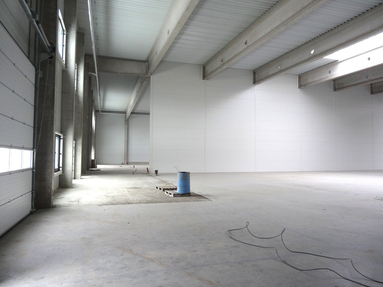 Pronájem výrobních prostor 3 600 m² – fotografie 5