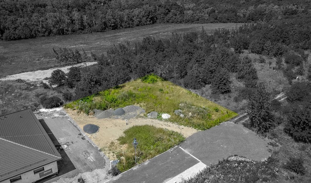 Prodej stavebního pozemku 938 m², Lom – náhled fotky 12