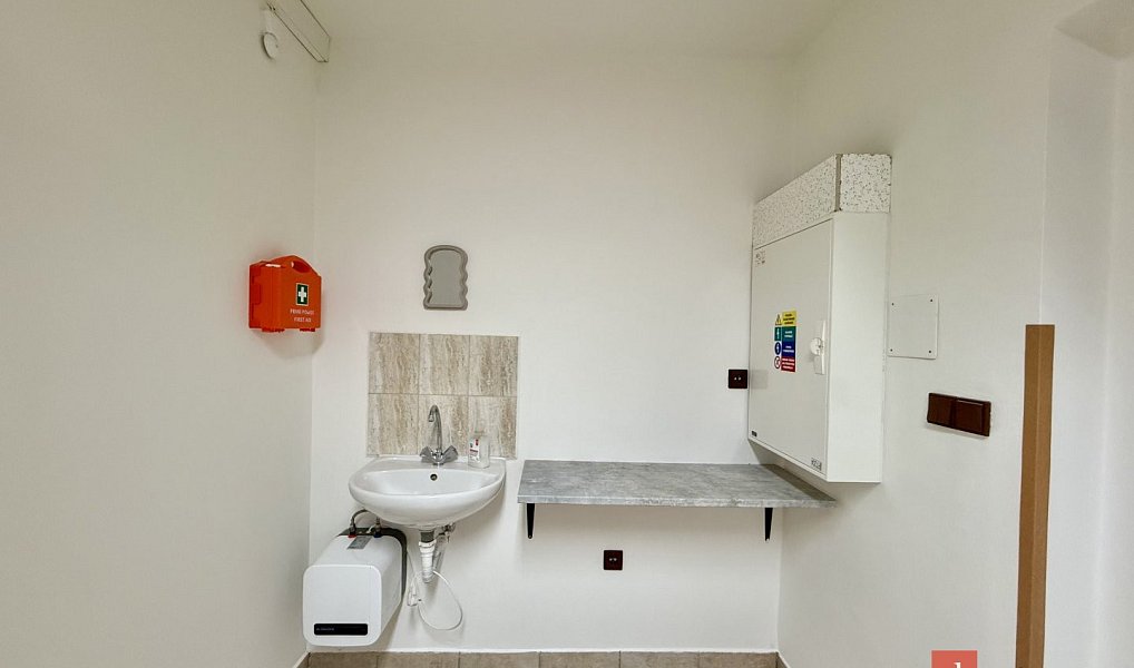 Pronájem obchodních prostor 200 m², Vamberk – náhled fotky 11