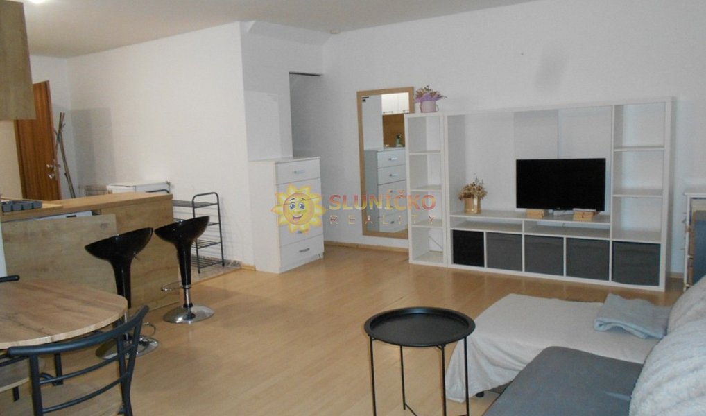 Pronájem bytu 1+kk, 35 m², Svobodné Dvory - Hradec Králové, Hradec Králové