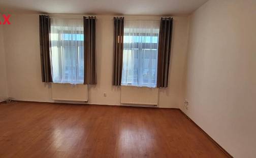 Pronájem bytu 2+1 56 m², Masarykovo náměstí, Kyjov, okres Hodonín