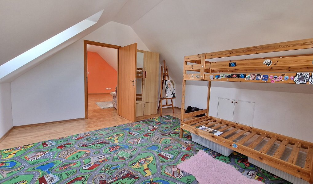Pronájem bytu 2+1 89 m², Příbram – náhled fotky 9