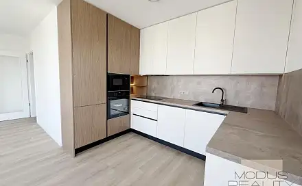 Pronájem bytu 3+kk 89 m²