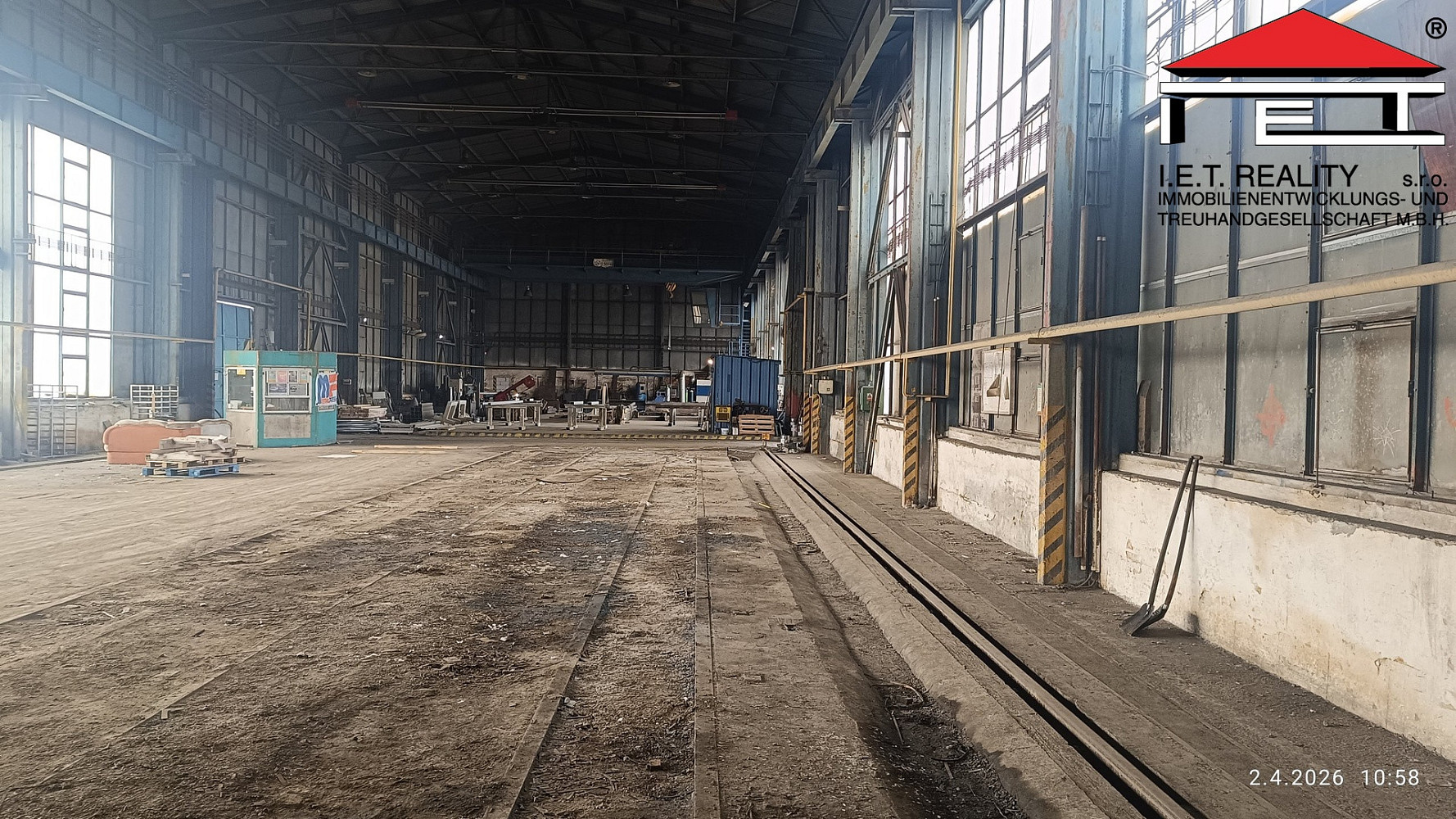 Pronájem výrobních prostor 860 m² – fotografie 4