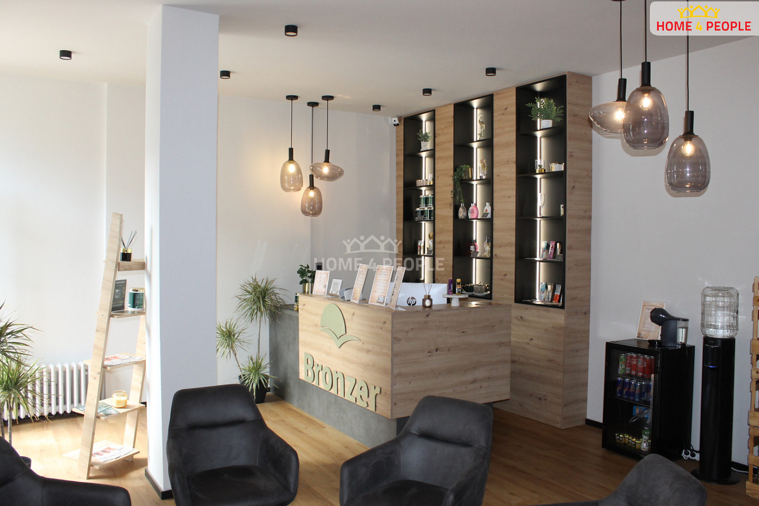 Pronájem obchodních prostor 98 m²