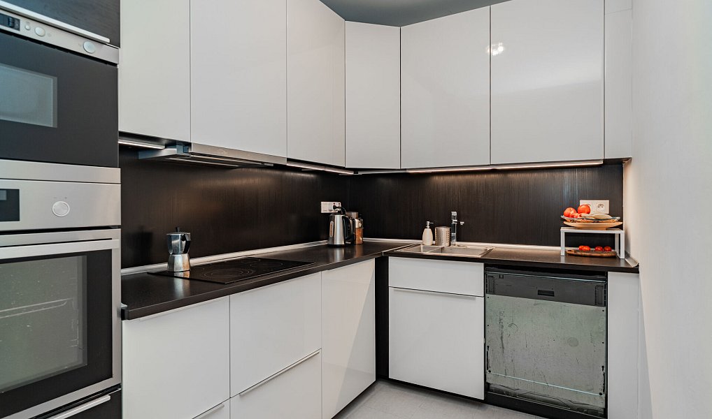 Pronájem bytu 3+kk 86 m², Praha – náhled fotky 2