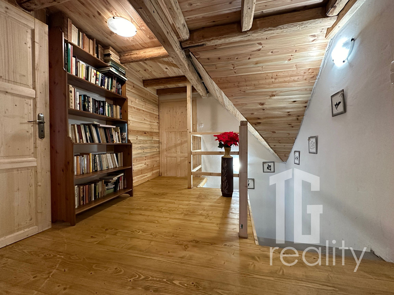 Prodej domu 211 m² s pozemkem 1 458 m² — photo 5